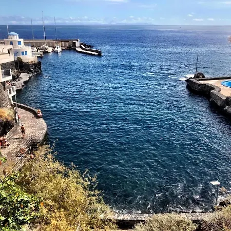 Casa Amarilla Junto Al Mar * カンデラリア